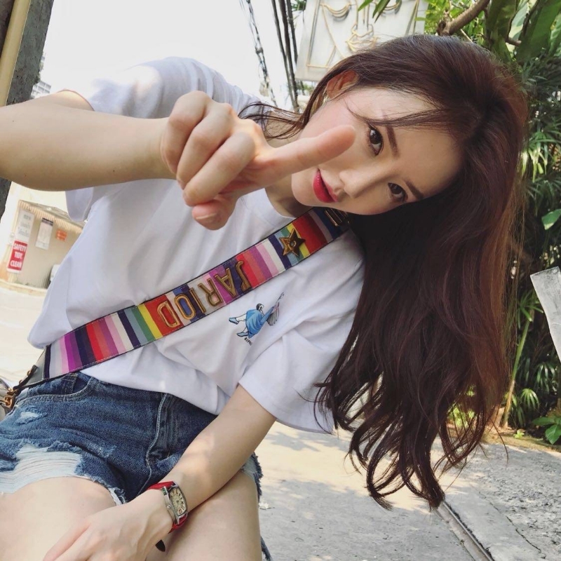 Lisa的第一张照片--高雄王婆说媒